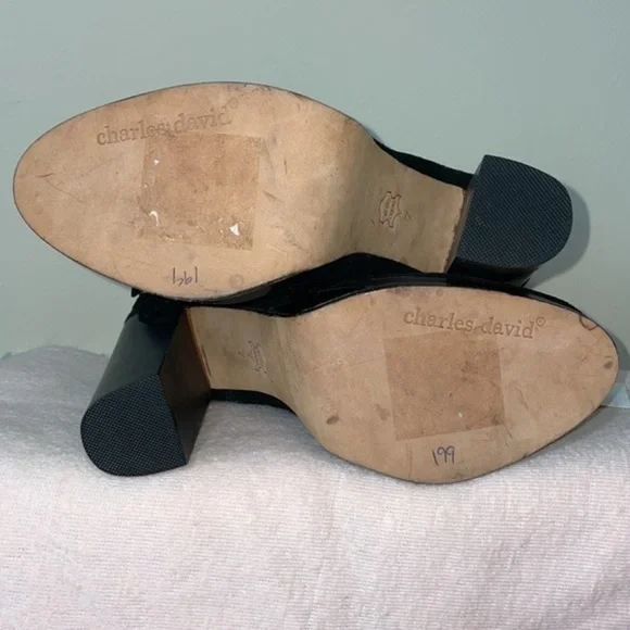 NWT Charles David Black Suede Tassel Fringe Block Heel Pumps Size 7 - Picture 9 of 12
